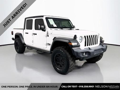 Bright White Clearcoat 2020 Jeep Gladiator Sport S