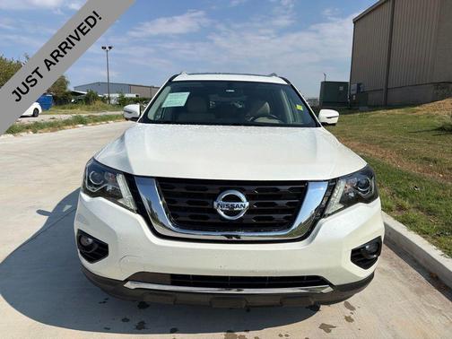 Pearl White Tricoat 2020 Nissan Pathfinder Platinum 4WD