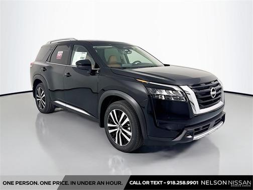 2025 Nissan Pathfinder Platinum 4WD