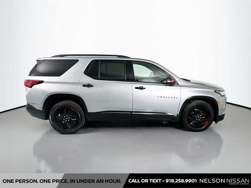 Sterling Gray Metallic 2024 Chevrolet Traverse Premier