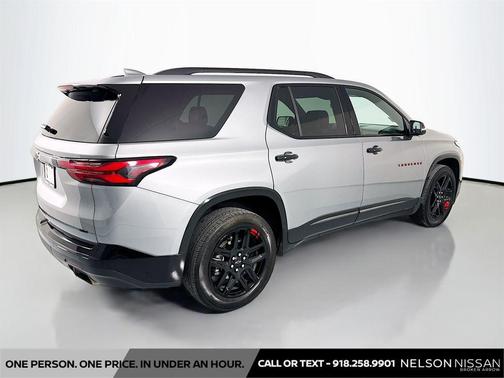 Sterling Gray Metallic 2024 Chevrolet Traverse Premier