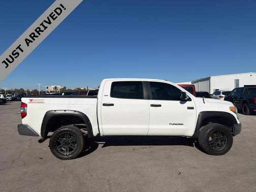 2015 Toyota Tundra SR5