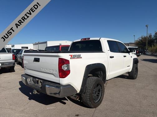 2015 Toyota Tundra SR5