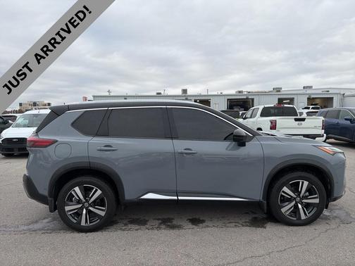 2021 Nissan Rogue Platinum