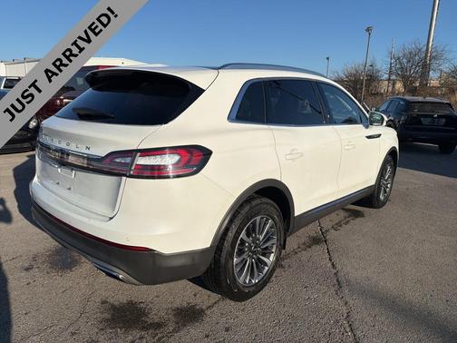 2021 Lincoln Nautilus Reserve