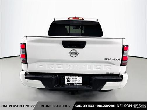 2023 Nissan Frontier SV