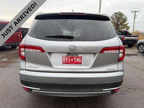 2021 Honda Pilot Touring 8-Passenger