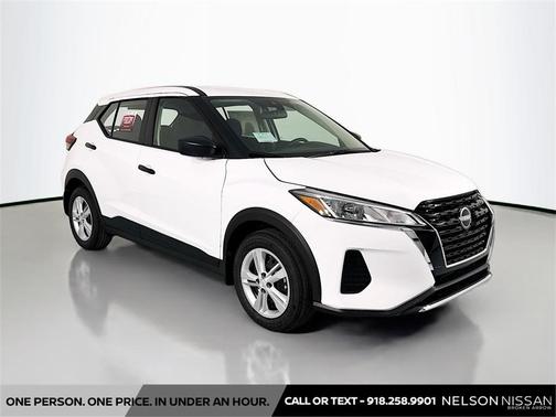 2025 Nissan Kicks S