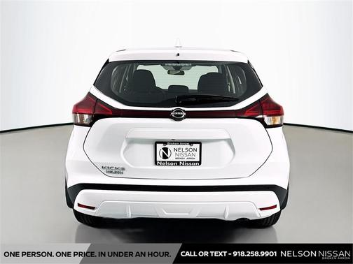 2025 Nissan Kicks S