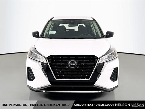 2025 Nissan Kicks S