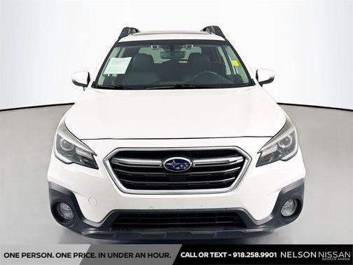 Crystal White Pearl 2019 Subaru Outback 3.6R Limited