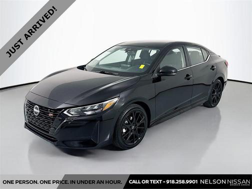Super Black 2025 Nissan Sentra SR