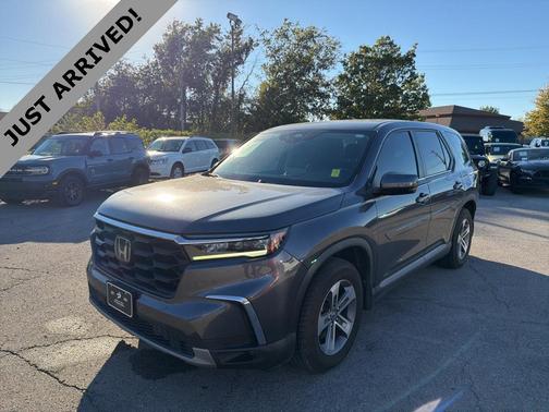 2023 Honda Pilot AWD EX-L 8 Passenger