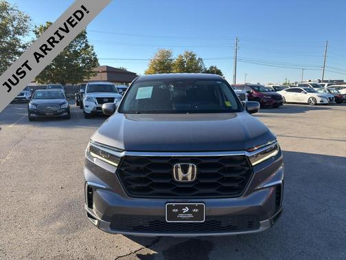 2023 Honda Pilot AWD EX-L 8 Passenger