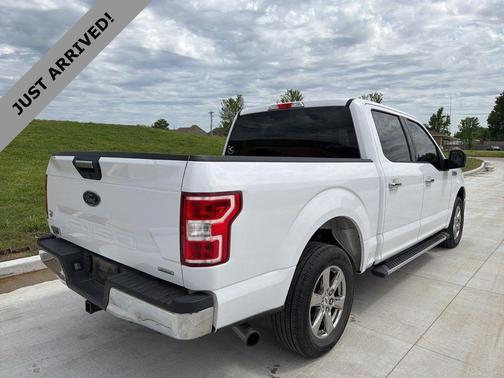 OXFORD WHITE 2020 Ford F-150 XLT