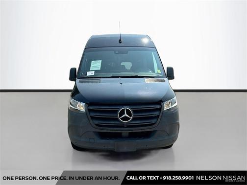 2022 Mercedes-Benz Sprinter 2500 Standard Roof