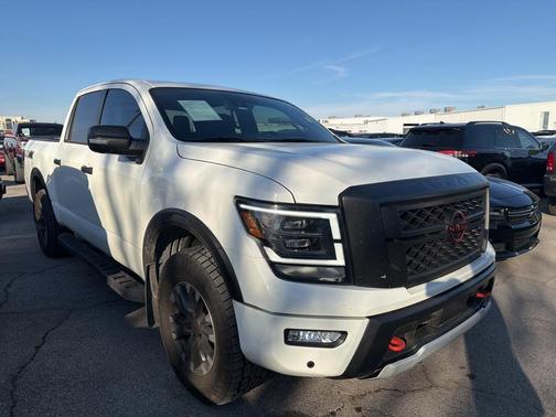2023 Nissan Titan PRO-4X