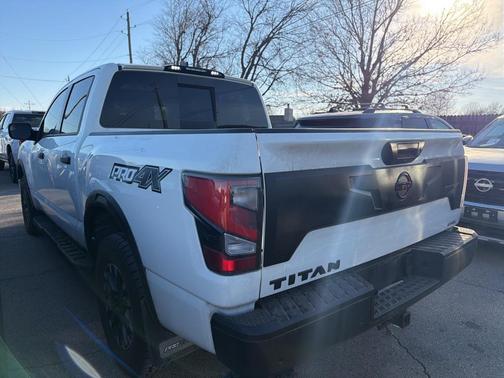 2023 Nissan Titan PRO-4X