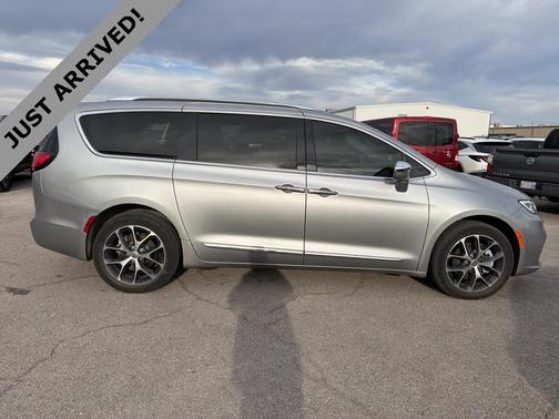 2021 Chrysler Pacifica Limited