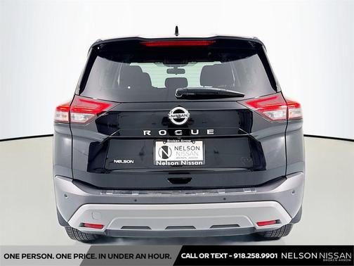 Super Black 2021 Nissan Rogue SV