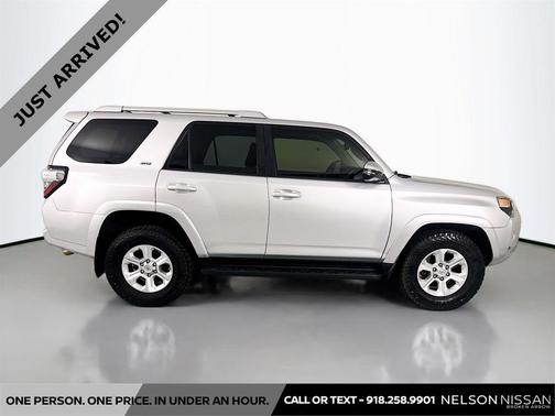 Classic Silver Metallic 2016 Toyota 4Runner SR5 Premium