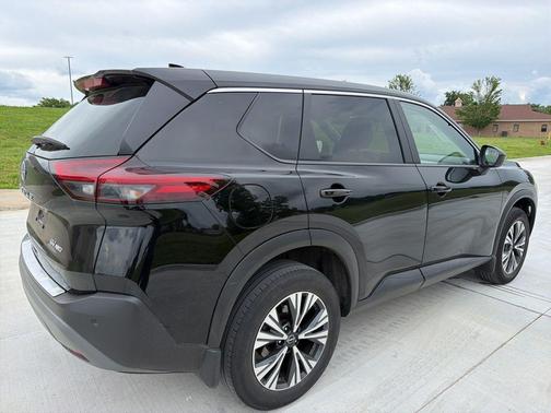 Super Black 2023 Nissan Rogue SV