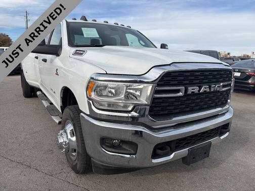 2023 RAM 3500 Big Horn Crew Cab 4x4 8' Box
