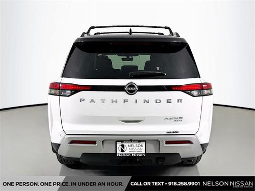2025 Nissan Pathfinder Platinum 4WD