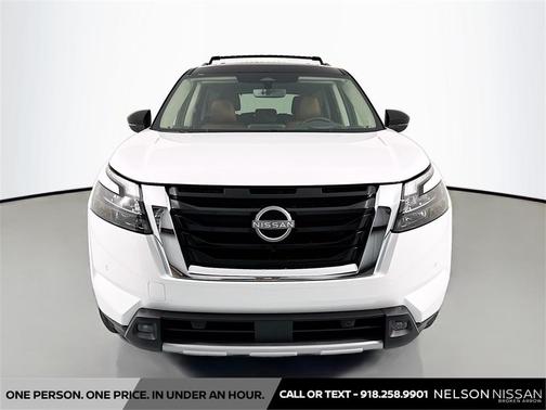 2025 Nissan Pathfinder Platinum 4WD