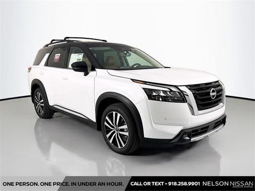 2025 Nissan Pathfinder Platinum 4WD