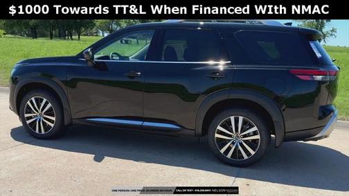 2025 Nissan Pathfinder Platinum 4WD