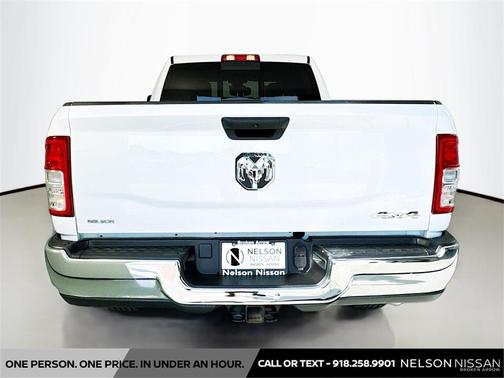 2023 RAM 3500 Tradesman Crew Cab 4x4 6'4' Box
