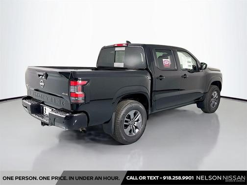 Super Black 2026 Nissan Frontier SV