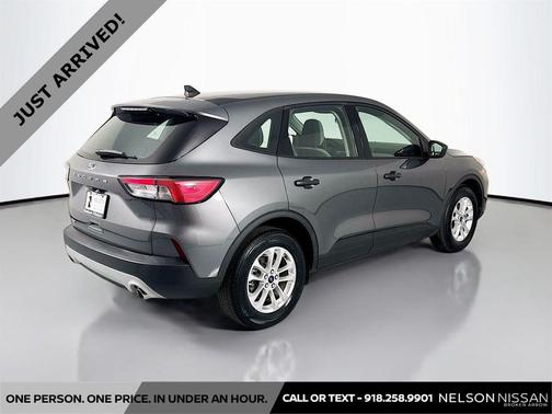 CARBONIZED GRAY 2022 Ford Escape S