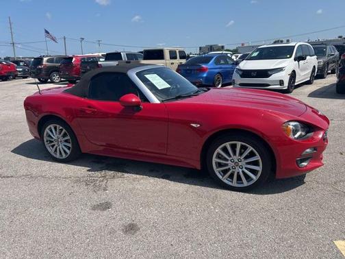 2019 FIAT 124 Spider Base