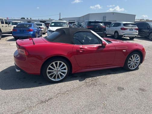 2019 FIAT 124 Spider Base