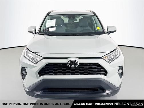 2020 Toyota RAV4 XLE