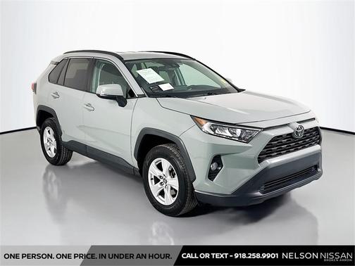 2020 Toyota RAV4 XLE