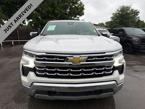 Iridescent Pearl Tricoat 2023 Chevrolet Silverado 1500 LTZ