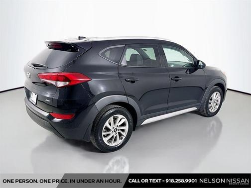 2017 Hyundai TUCSON SE