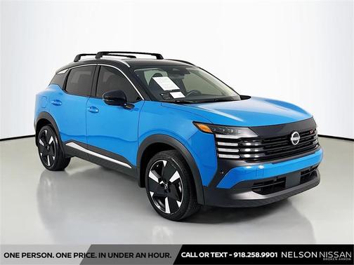 2025 Nissan Kicks SR