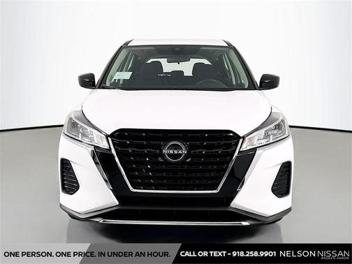 2025 Nissan Kicks S