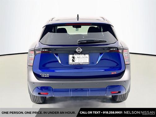 Deep Blue Pearl 2026 Nissan Kicks SR