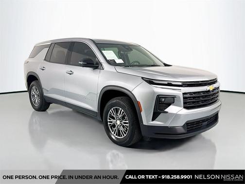 2024 Chevrolet Traverse LS