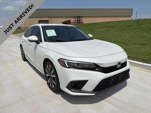 Platinum White Pearl 2022 Honda Civic EX