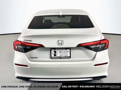 Platinum White Pearl 2022 Honda Civic EX