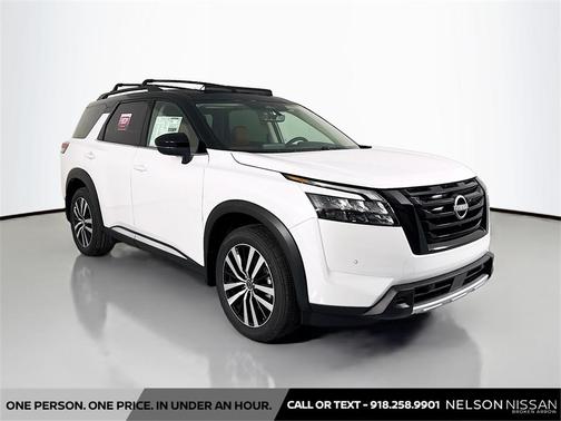 2025 Nissan Pathfinder Platinum 4WD