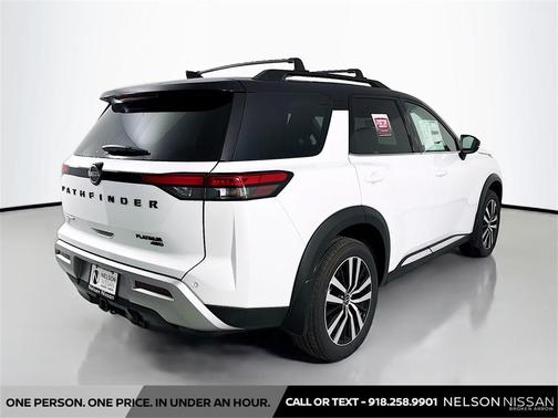 2025 Nissan Pathfinder Platinum 4WD