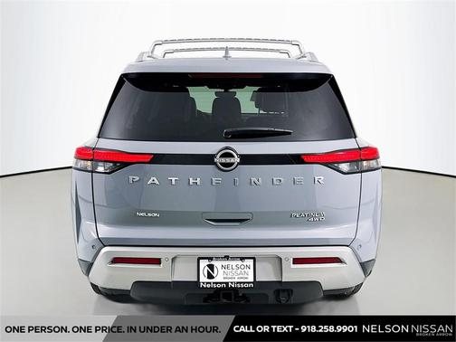 2025 Nissan Pathfinder Platinum 4WD