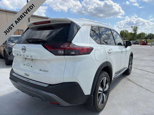 2023 Nissan Rogue SL